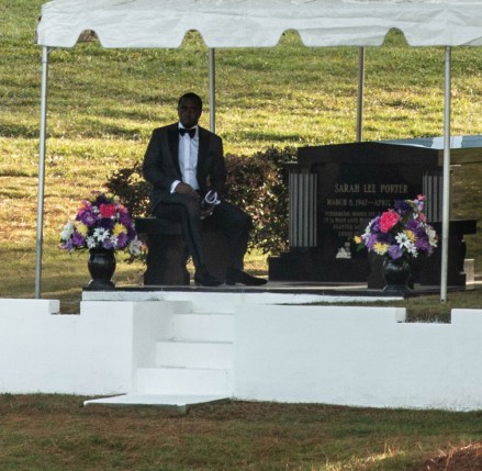A folorn looking Sean 'Diddy' Combs sits next to beloved ex Kim Porter's grave ahead of burial in Columbus, GA. The devastated rap superstar appeared deep in thought as he took a lone stroll at Evergreen Memorial Garden Cemetery on Saturday (nov 24) as mourners gathered. Porter, 47, who died after battling flu, is being buried alongside her mother Sarah Porter who passed away in 2014.Pictured: diddyRef: SPL5044304 241118 NON-EXCLUSIVEPicture by: Christopher Oquendo / SplashNews.comSplash News and PicturesLos Angeles: 310-821-2666New York: 212-619-2666London: 0207 644 7656Milan: 02 4399 8577photodesk@splashnews.comWorld Rights