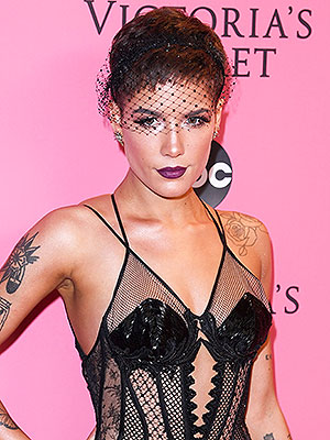 Halsey Victoria's Secret Fashion Show 2018