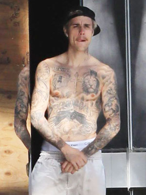 Justin Bieber Has a New Face Tattoo