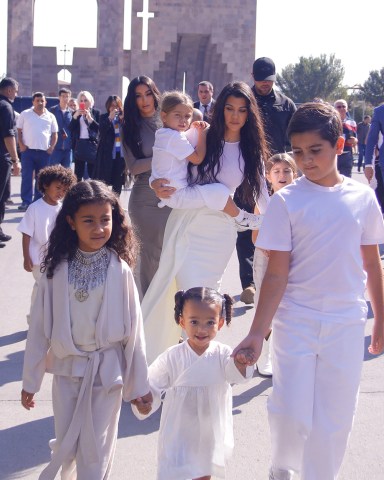 Kim Kardashian seen with all her children, before getting Psalm, Chicago and Saint baptized in ArmeniaPictured: Kim Kardashian,North West,Saint West,Chicago West,Psalm West,Kourtney Kardashian,Penelope Disick,Mason DisickRef: SPL5120810 071019 NON-EXCLUSIVEPicture by: SplashNews.comSplash News and PicturesLos Angeles: 310-821-2666New York: 212-619-2666London: +44 (0)20 7644 7656Berlin: +49 175 3764 166photodesk@splashnews.comWorld Rights
