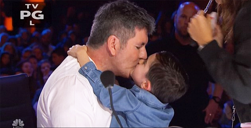 simon-cowell-kiss