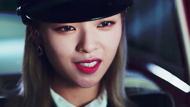 Twice S Yes Or Yes Jeongyeon Has More Lines Fans Freak Listen Hollywood Life