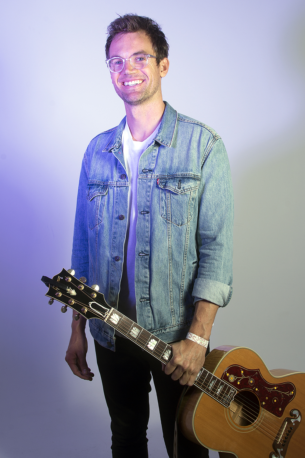 Tyler Hilton stops by HollywoodLife's New York City studios.