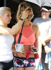 Britney Spears
Britney Spears out and about, Los Angeles, USA - 08 Jul 2017
Britney Spears is all smiles as she comes out of the dance Studio in Westlake Village