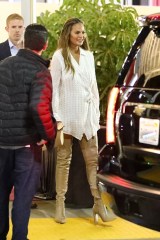 Inglewood, CA  - *EXCLUSIVE*  - John Legend and Chrissy Teigen seen at The Forum in Inglewood for the Sebastian Maniscalco show.

Pictured: Chrissy Teigen

BACKGRID USA 12 JANUARY 2020 

BYLINE MUST READ: BACKGRID

USA: +1 310 798 9111 / usasales@backgrid.com

UK: +44 208 344 2007 / uksales@backgrid.com

*UK Clients - Pictures Containing Children
Please Pixelate Face Prior To Publication*