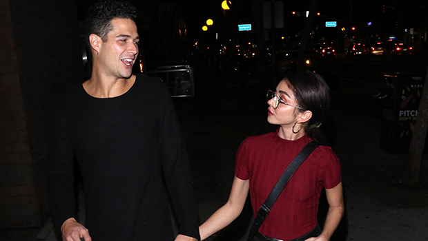 Wells Adams, Sarah Hyland