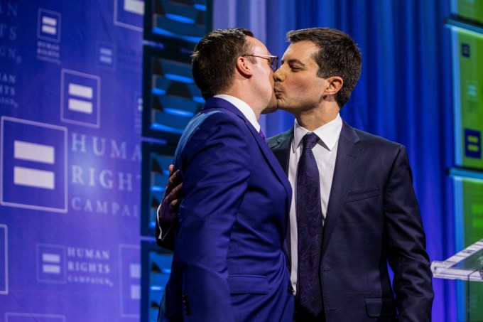Pete Buttigieg kisses his husband at the Human Rights Campaign’s 14th annual Las Vegas Gala