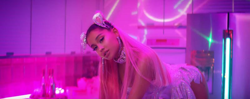 ariana-grande-7-rings-music-video-pics-03