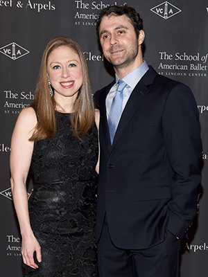 Chelsea Clinton & Marc Mezvinsky — Pics – Hollywood Life
