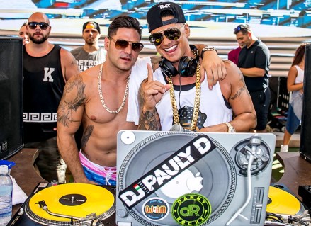 Ronnie Ortiz-Magro Jr. ve Paul DelVecchio DJ Pauly D Rehab'da, Las Vegas, Amerika - 05 Eylül 2015