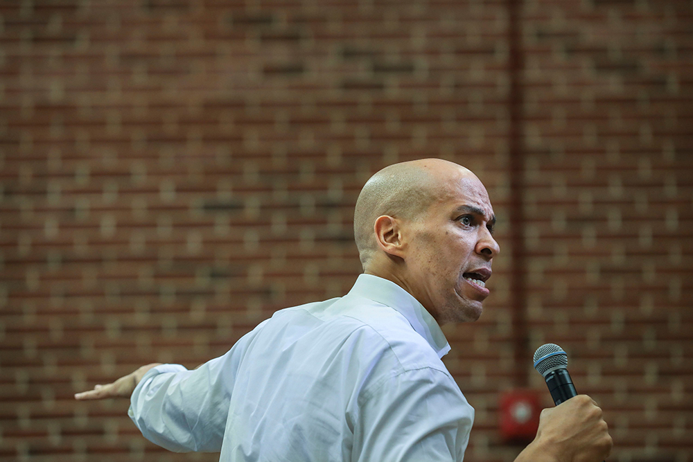 Election 2020 New Hampshire Booker, Durham, USA - 28 Oct 2018