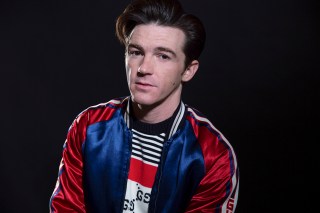 Drake Bell stops by HollywoodLife to talk about his new music & a possible 'Drake & Josh' reboot!