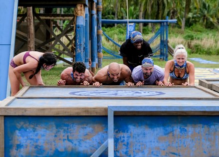 "It Smells Like Success" - Lauren O'Connell, Chris Underwood, Dan "Wardog" Dasilva, Keith Sowell, David Wright and Kelly Wentworth on the premiere of SURVIVOR: Edge of Extinction, Wednesday, Feb. 20 (8:00- 9:00 PM, ET/PT) on the CBS Television Network. Timothy Kuratek/CBS Entertainment  ÃÂ©2018 CBS Broadcasting, Inc. All Rights Reserved.