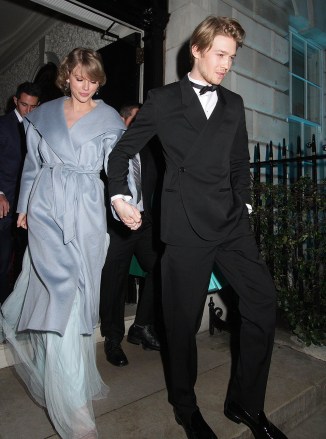 Taylor Swift and Joe AlwynBritish Vogue Fashion and Film BAFTA party, Annabel's, London, UK - 10 Feb 2019