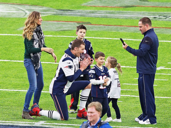 Gisele Bundchen Visiting Tom Brady On The Field