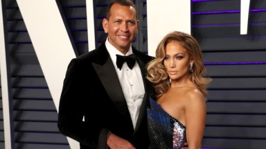 Alex Rodriguez Squeezes Jennifer Lopez Butt