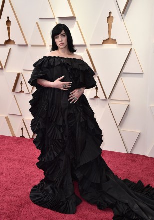 Billie Eilish arrives at the Oscars, at the Dolby Theatre in Los Angeles
94th Academy Awards - Arrivals, Los Angeles, United States - 27 Mar 2022
Wearing Gucci