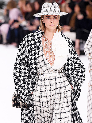 Chanel At Paris Fashion Week: Photos Of Last Karl Lagerfeld Collection ...