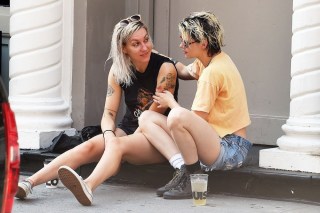 New York, NY  - *EXCLUSIVE*  - Kristen Stewart passionately kisses writer Dylan Meyer on a NYC stoop during an afternoon out. The "Charlie's Angels' star appeared over the moon with her new leading lady.  Stewart was spotted locking lips in July with ex Stella Maxwell in Italy.

Pictured: Kristen Stewart

BACKGRID USA 15 AUGUST 2019 

USA: +1 310 798 9111 / usasales@backgrid.com

UK: +44 208 344 2007 / uksales@backgrid.com

*UK Clients - Pictures Containing Children
Please Pixelate Face Prior To Publication*