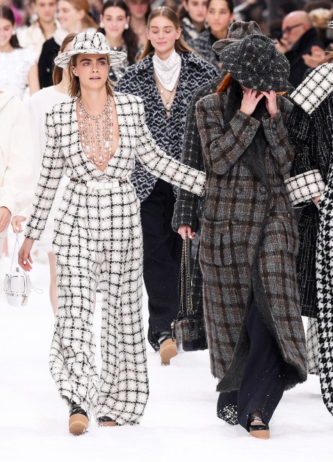 Chanel At Paris Fashion Week: Photos Of Last Karl Lagerfeld Collection ...