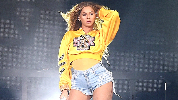 Sexiest Celebrity Performance Looks At Coachella: Beyonce & More