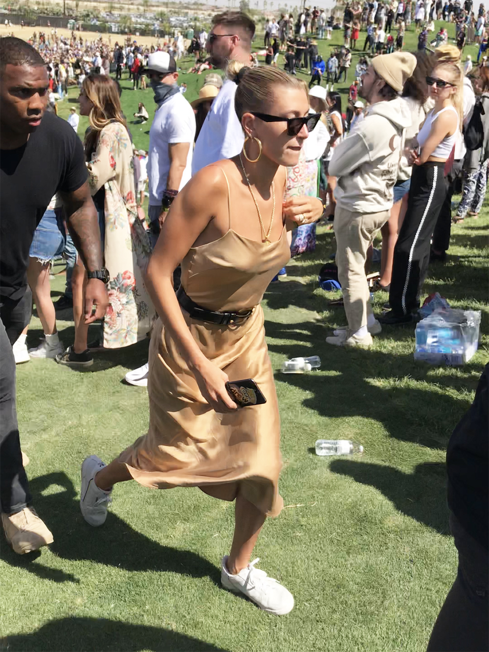 hailey-baldwin-coachella-7