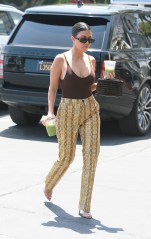 Kourtney Kardashain is seen carrying two healthy drinks as she shops at Fred Segal in West Hollywood.

Pictured: Kourtney Kardashain
Ref: SPL5094462 300519 NON-EXCLUSIVE
Picture by: SplashNews.com

Splash News and Pictures
Los Angeles: 310-821-2666
New York: 212-619-2666
London: 0207 644 7656
Milan: 02 4399 8577
photodesk@splashnews.com

World Rights