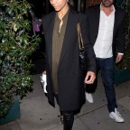 Zoe Saldana takes her mother and sister to dinner at Mr Chow