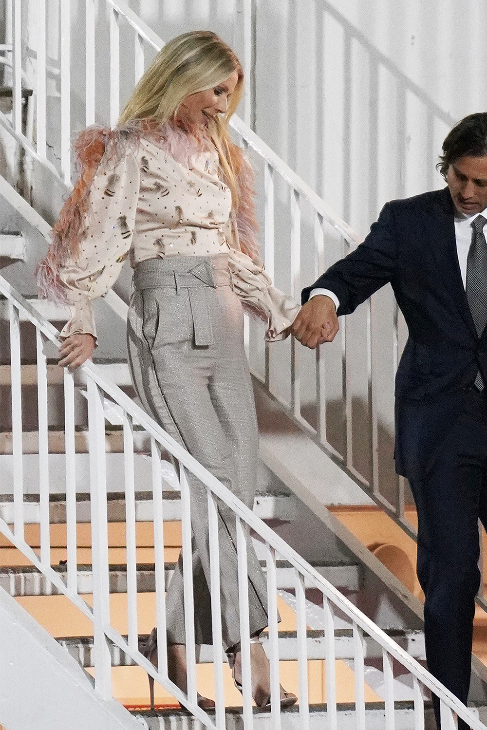 Gwyneth Paltrow Leaves Jay-Z And Beyonc? Party Drunk And Gets Helped Down The Stairs By Husband Brad Falchuk