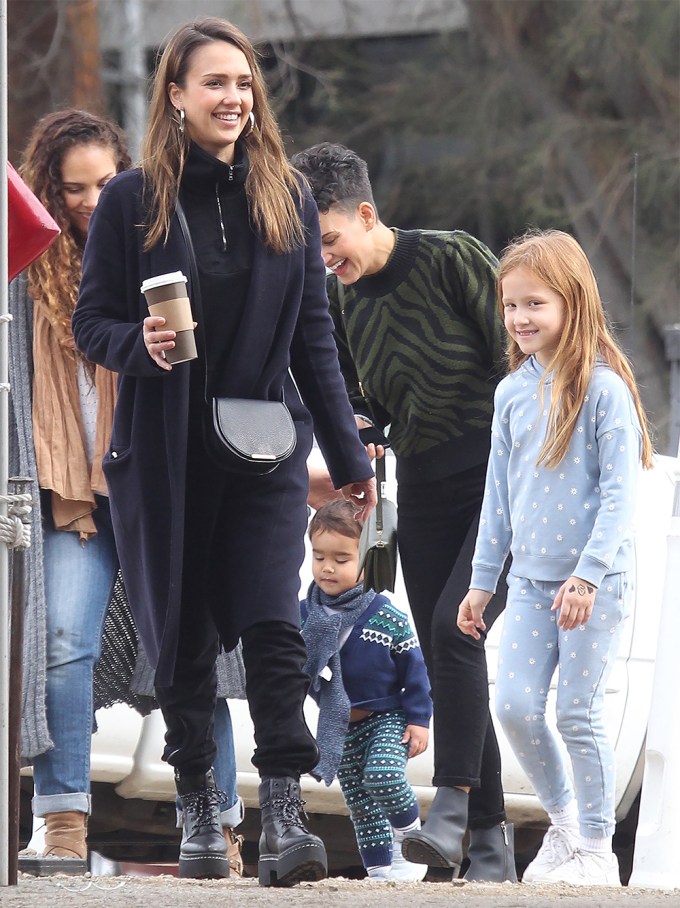 Jessica Alba With Her 2 Kids