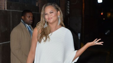 Chrissy Teigen Mocks Met Gala