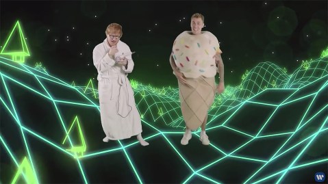 Justin Bieber & Ed Sheeran’s Music Video For ‘I Don’t Care’: Photos ...