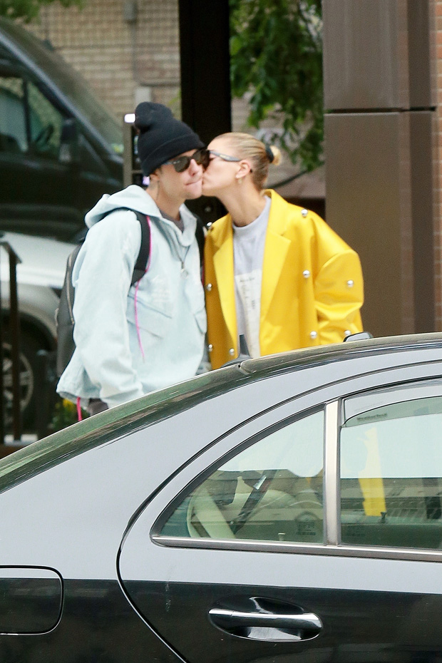 New York, NY - Justin Bieber and Hailey Bieber share some sweet PDA before separating and leaving on their own way inNYC. The married couple stepped down from their NYC hotel together.Pictured: Justin Bieber, Hailey Bieber, Hailey Baldwin BACKGRID USA 9 MAY 2019 USA: +1 310 798 9111 / usasales@backgrid.com UK: +44 208 344 2007 / uksales@backgrid.com *UK Clients - Pictures Containing Children Please Pixelate Face Prior To Publication*
