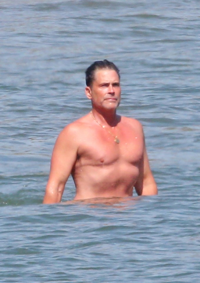 Rob Lowe takes a Dip to cool off in Santa Barbara
