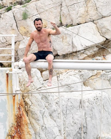 EXCLUSIVE: Justin Theroux and Laura Harrier seen enjoying the day together in the south of France. 29 May 2018 Pictured: Justin Theroux. Photo credit: Spread Pictures / MEGA TheMegaAgency.com +1 888 505 6342 (Mega Agency TagID: MEGA230127_005.jpg) [Photo via Mega Agency]