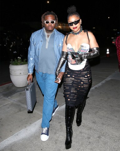 West Hollywood, CA  - *EXCLUSIVE*  - Gunna and Chloe Bailey look very much like a couple while out shopping at H.Lorenzo Men on Sunset Plaza in Hollywood.  Pictured: Gunna and Chloe Bailey  BACKGRID USA 10 FEBRUARY 2022   BYLINE MUST READ: BACKGRID  USA: +1 310 798 9111 / usasales@backgrid.com  UK: +44 208 344 2007 / uksales@backgrid.com  *UK Clients - Pictures Containing Children Please Pixelate Face Prior To Publication*