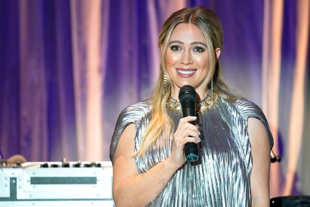 Pictured: Hilary Duff as Kelsey of the series YOUNGER. Photo Cr: Nicole Rivelli/2021 ViacomCBS, Inc. All Rights Reserved.