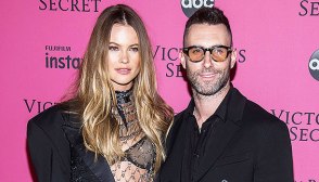 Behati Prinsloo & Adam Levine on the red carpet