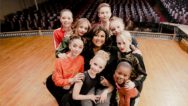 ‘dance Moms Season 8 Cast Members Meet The New Dancers Hollywood Life