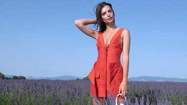 Emily Ratajkowski’s Plunging Red Mini Dress At Paris Fashion Week: Pic ...