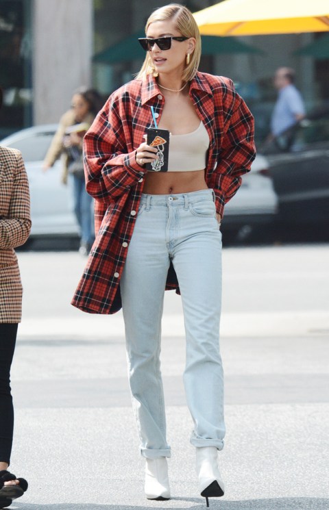 Hailey Baldwin Wearing Crop Tops: Photos – Hollywood Life