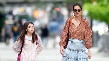 Katie Holmes & Suri Cruise in NYC