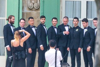 ** RIGHTS: ONLY UNITED STATES, AUSTRALIA, CANADA, NEW ZEALAND ** Sarrians, FRANCE  - Members of Joe Jonas' family take photos at Château de Tourreau in Sarrians before leaving for Joe Jonas' and Sophie Turner's wedding at the Chateau de Martinet in Carpentras, France, June 29, 2019.Pictured: Kevin Jonas, Nick Jonas, Joe Jonas, Porky Basquiat (pet dog), GuestsBACKGRID USA 29 JUNE 2019BYLINE MUST READ: Best Image / BACKGRIDUSA: +1 310 798 9111 / usasales@backgrid.comUK: +44 208 344 2007 / uksales@backgrid.com*UK Clients - Pictures Containing Children
Please Pixelate Face Prior To Publication*