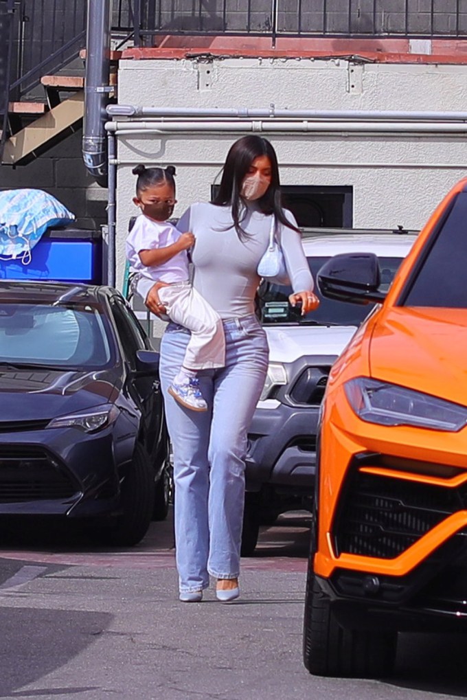 Kylie Jenner & Stormi Out To Lunch