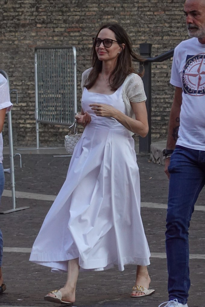 Angelina Jolie White And Black Loro Piana Dress Street Style Paris