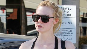 dakota fanning pink bikini