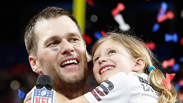 Tom Brady & Daughter Vivian Play Football Together In A Pool