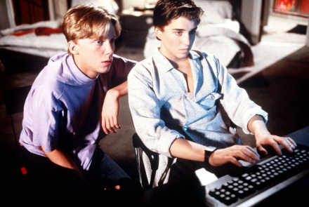 Editorial use only. No book cover usage.
Mandatory Credit: Photo by Universal/Kobal/Shutterstock (5882741d)
Anthony Michael Hall, Ilan Mitchell-Smith
Weird Science - 1985
Director: John Hughes
Universal
USA
Scene Still
Comedy
Une créature de rêve