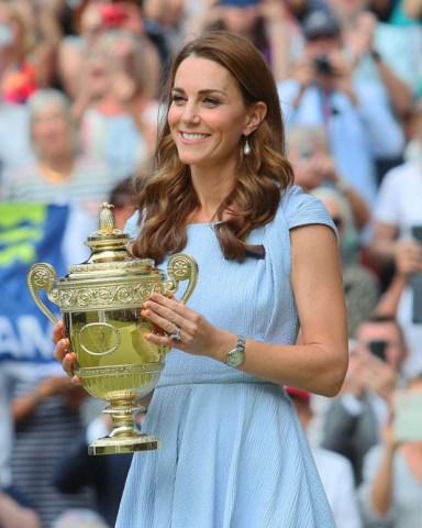 Catherine Duchess of Cambridge prepares to present the trophy to Novak Djokovic.
Wimbledon Tennis Championships, Day 13, The All England Lawn Tennis and Croquet Club, London, UK - 14 Jul 2019