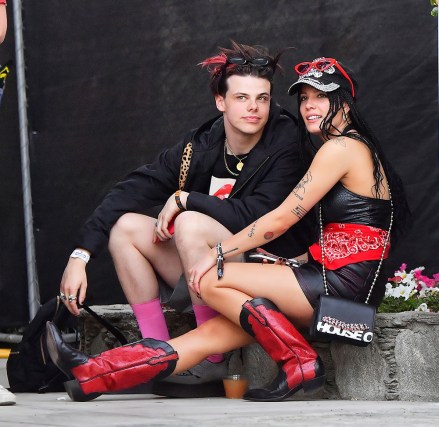 Halsey and her boyfriend Yungblud are seen packing on the PDA during the Coachella music festival day 2. 13 Apr 2019 Pictured: Halsey and Yungblud. Photo credit: playin games / MEGA TheMegaAgency.com +1 888 505 6342 (Mega Agency TagID: MEGA399912_020.jpg) [Photo via Mega Agency]